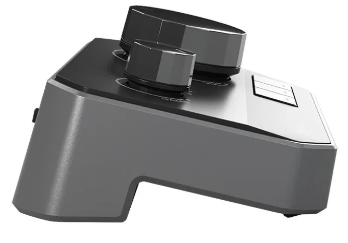 Creative Sound Blaster G8 ulkoinen korkearesoluutioinen digitaali-analogiamuunnin ja vahvistin pelaamiseen, musta