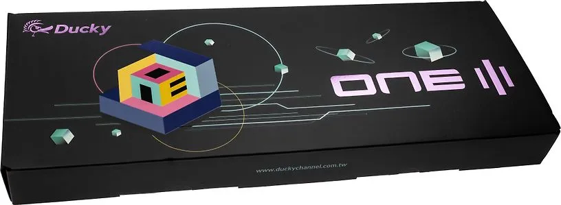 Ducky One 3 - Classic Black / White Nordic - Fullsize - Gateron Baby Kangaroo - RGB