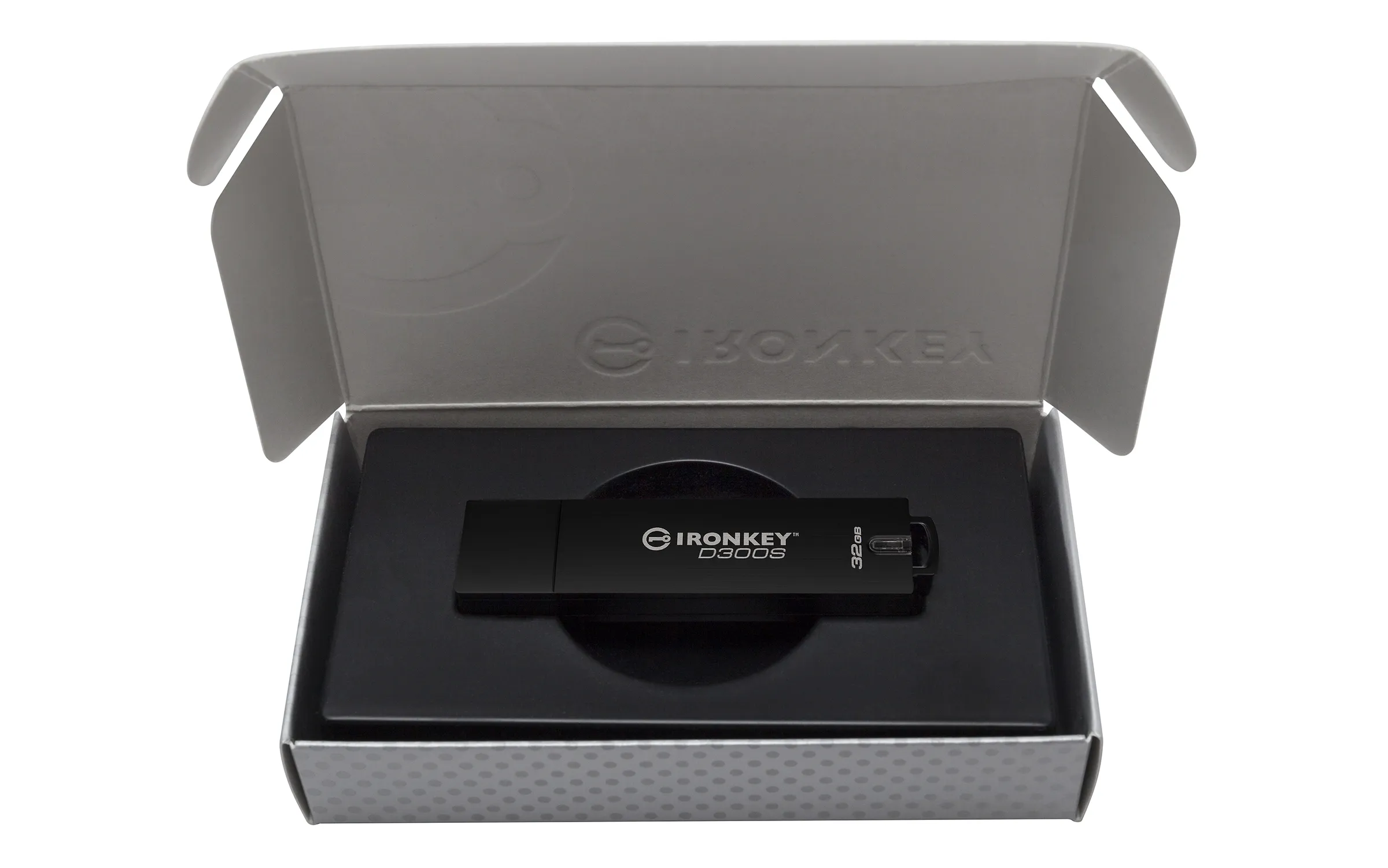 Kingston IronKey D300S USB 3.1 Gen 1 32 Gt -muistitikku, musta