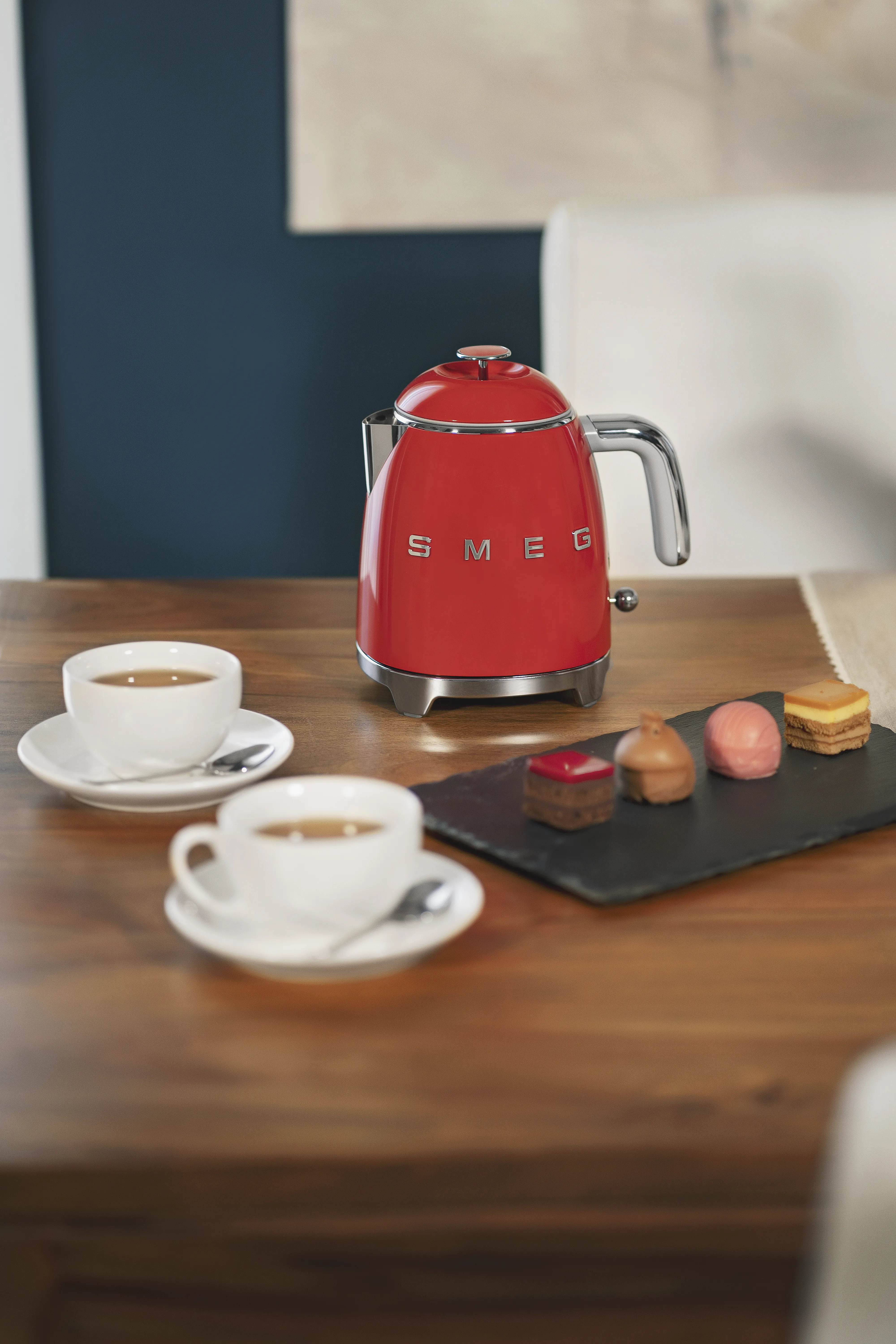 Smeg 50's Style - electric kettle, Red, 0.8l