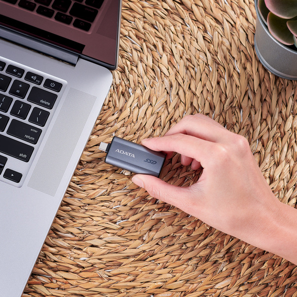 A-DATA SC750 1TB External SSD with USB 3.2 Gen 2 (USB-C), Portable, for console gaming, Black Titanium