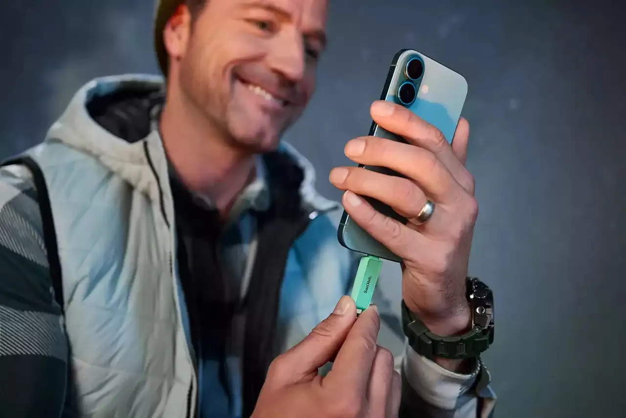 SANDISK Phone Drive with USB-C Seafoam Green 256GB