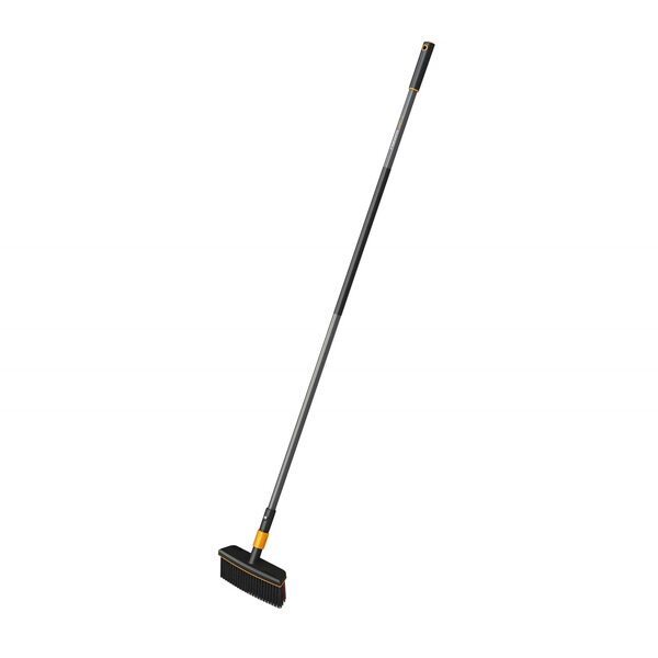 Fiskars QuikFit -pihaharja