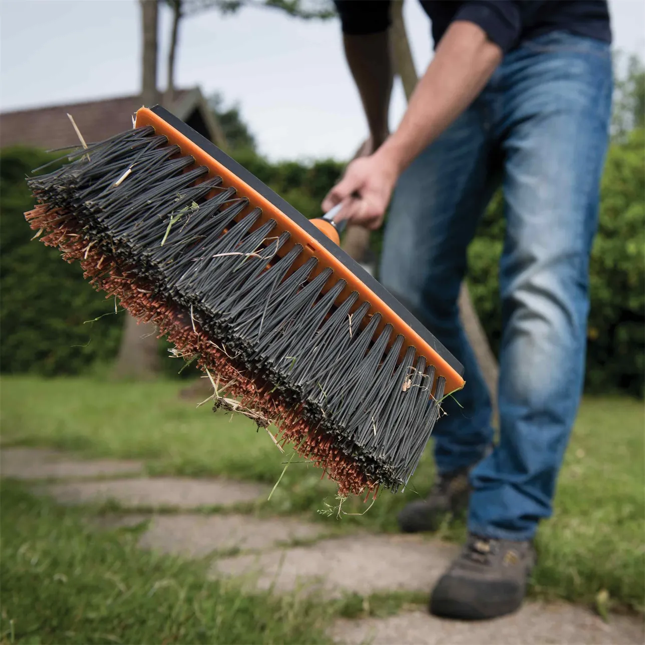 Fiskars QuikFit -pihaharja