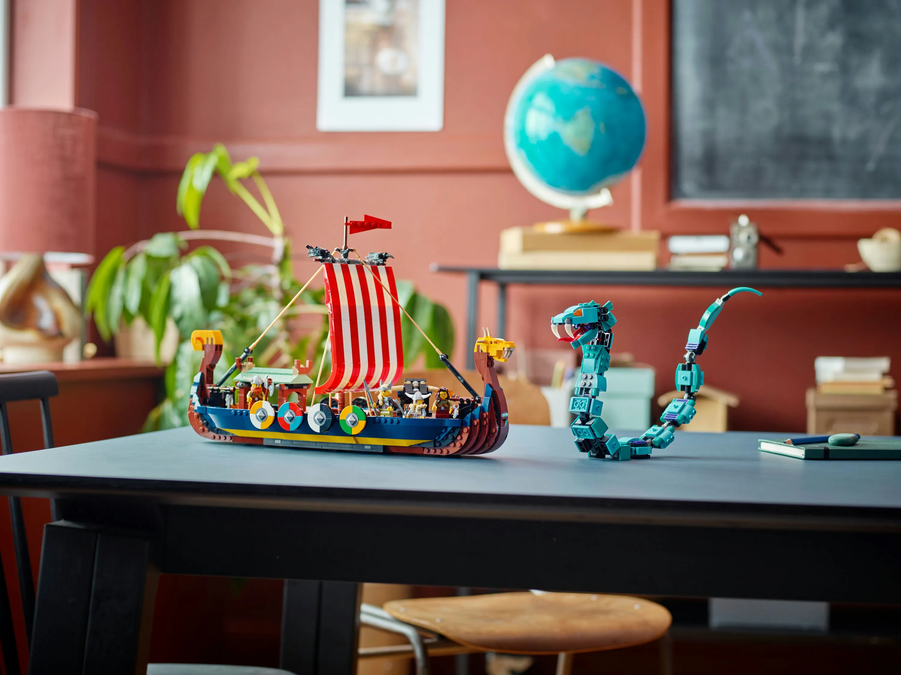 Lego Creator 3in1 Viking Ship with Midgard Serpent 31132