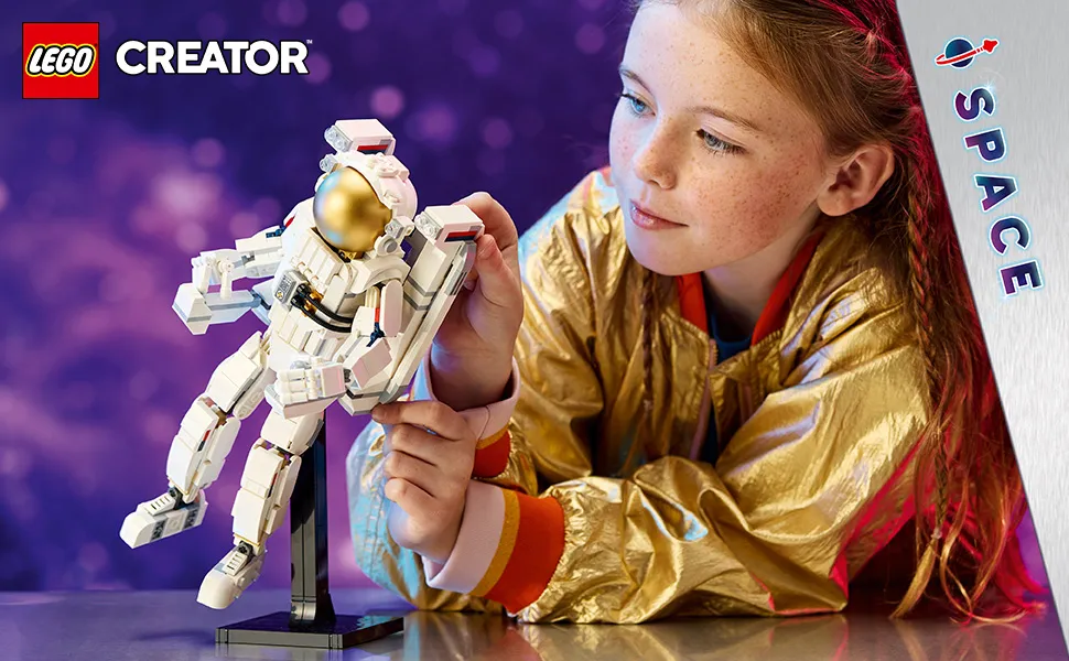 LEGO Creator 3-in-1 Astronaut in Space 31152