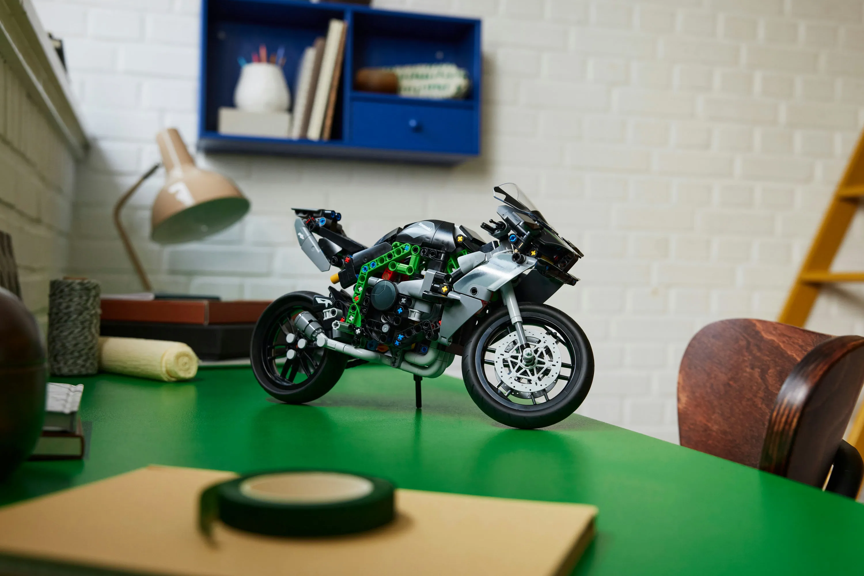 LEGO Technic Kawasaki Ninja H2R Motorcycle 42170