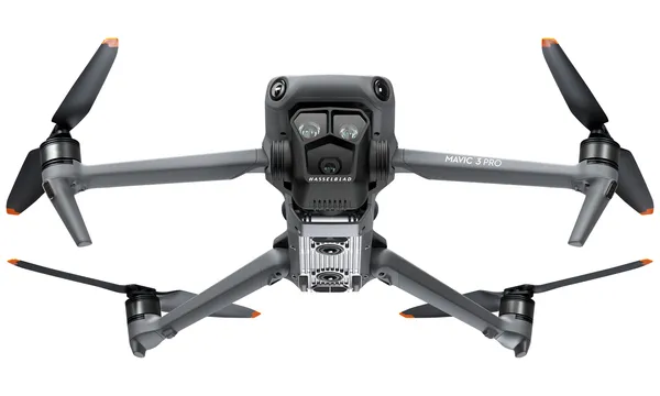 DJI Mavic 3 Pro Fly More Combo - quadcopter (with RC1 Controller)