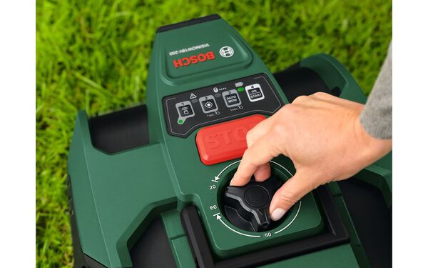 Bosch VisiMow 18V-200, Smart, 200m&sup2; Robotic Lawn Mower