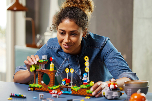 Lego Ideas Sonic the Hedgehog Green Hill Zone 21331