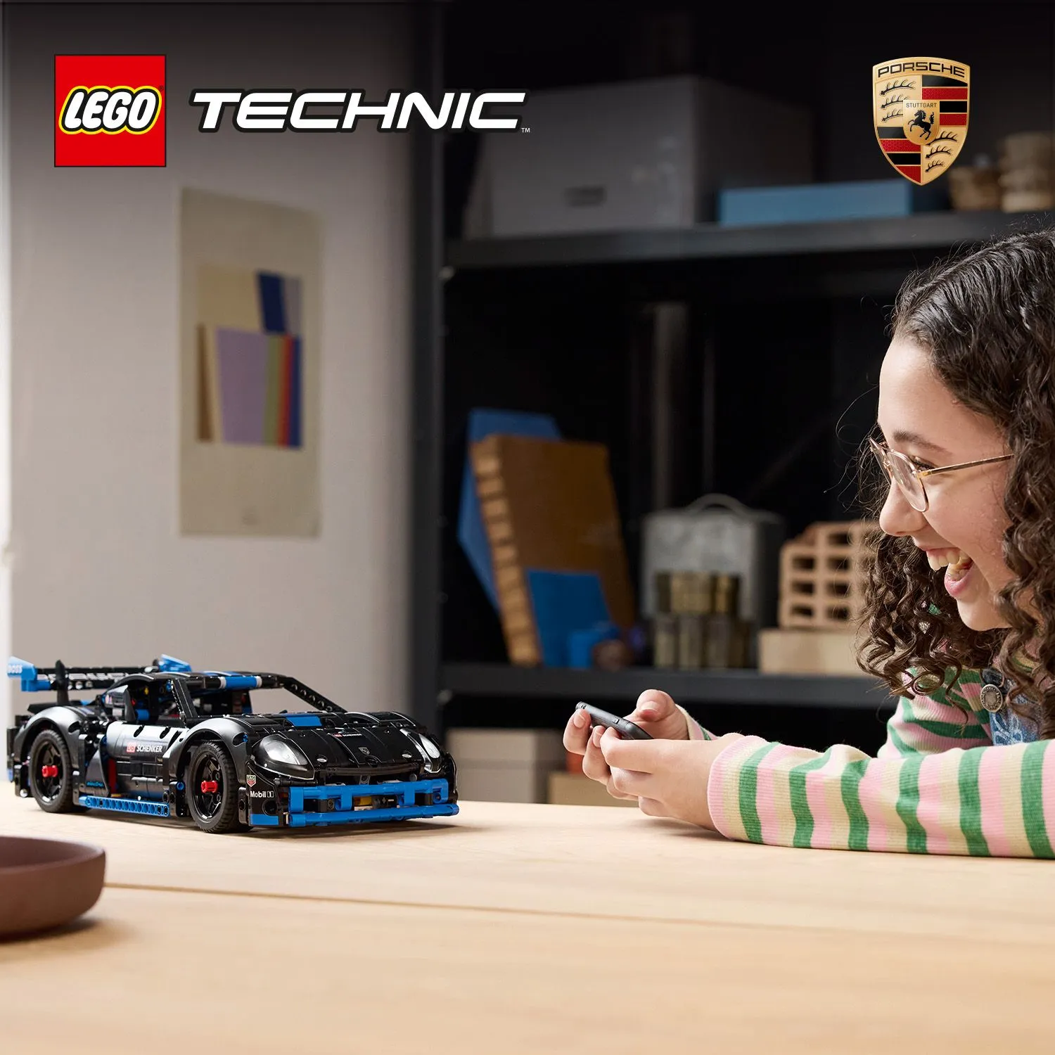 LEGO Technic Porsche GT4 e-Performance Racerbil 42176