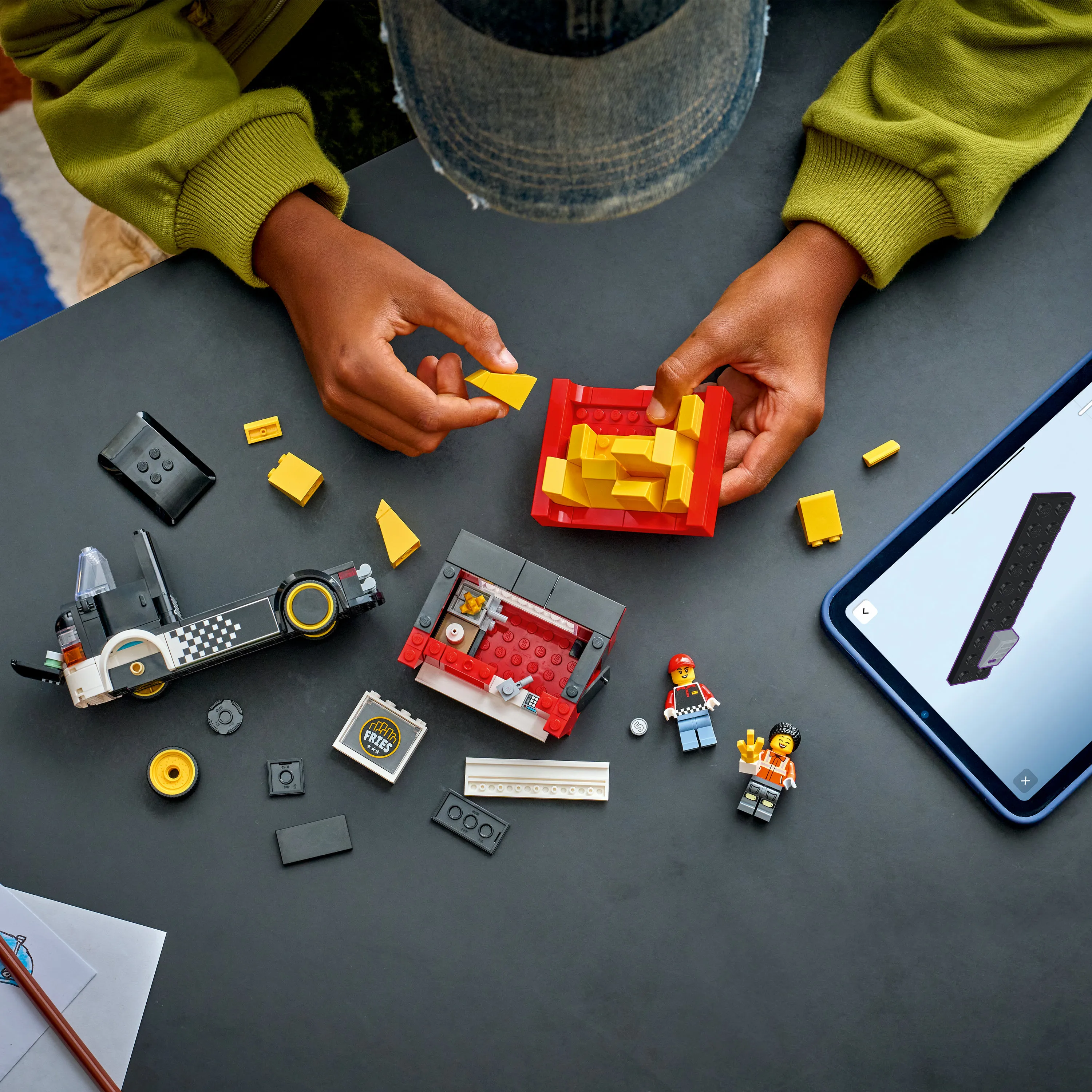 LEGO City Ranskanperuna-auto 60488