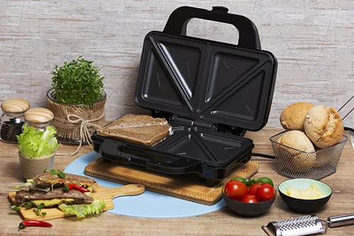 Adler AD 3043 Sandwich Maker 1300 W Black