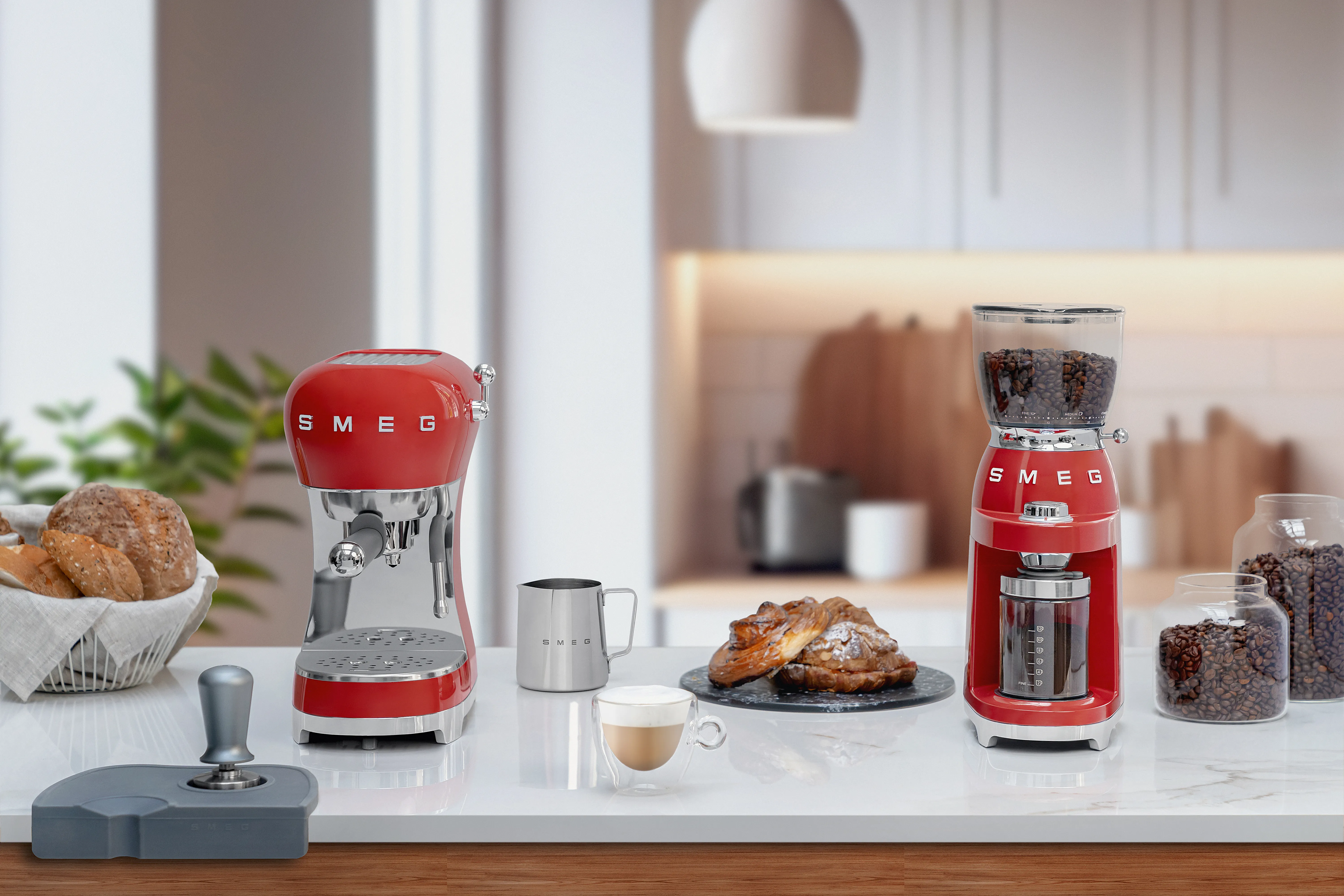 Smeg 50's Style ECF02RDEU - espresso machine, Red