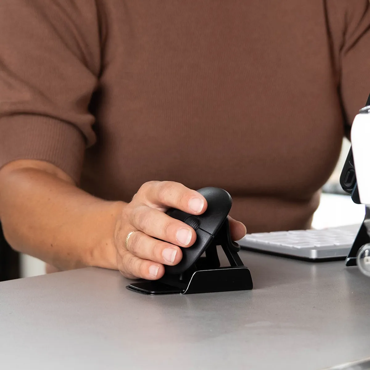 R-Go Twister Ambidexter Mouse (165-185mm), Wireless