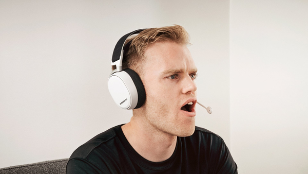 SteelSeries Arctis Pro - wireless gaming headset, white