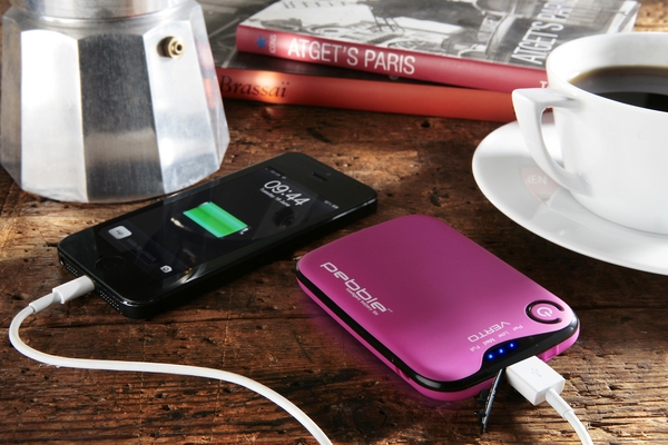 Pebble Verto Portable Charger