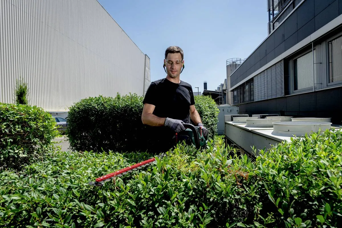 Metabo HS 18 LTX BL 55 H&aelig;ktrimmer 3400opm 55cm Klingel&aelig;ngde