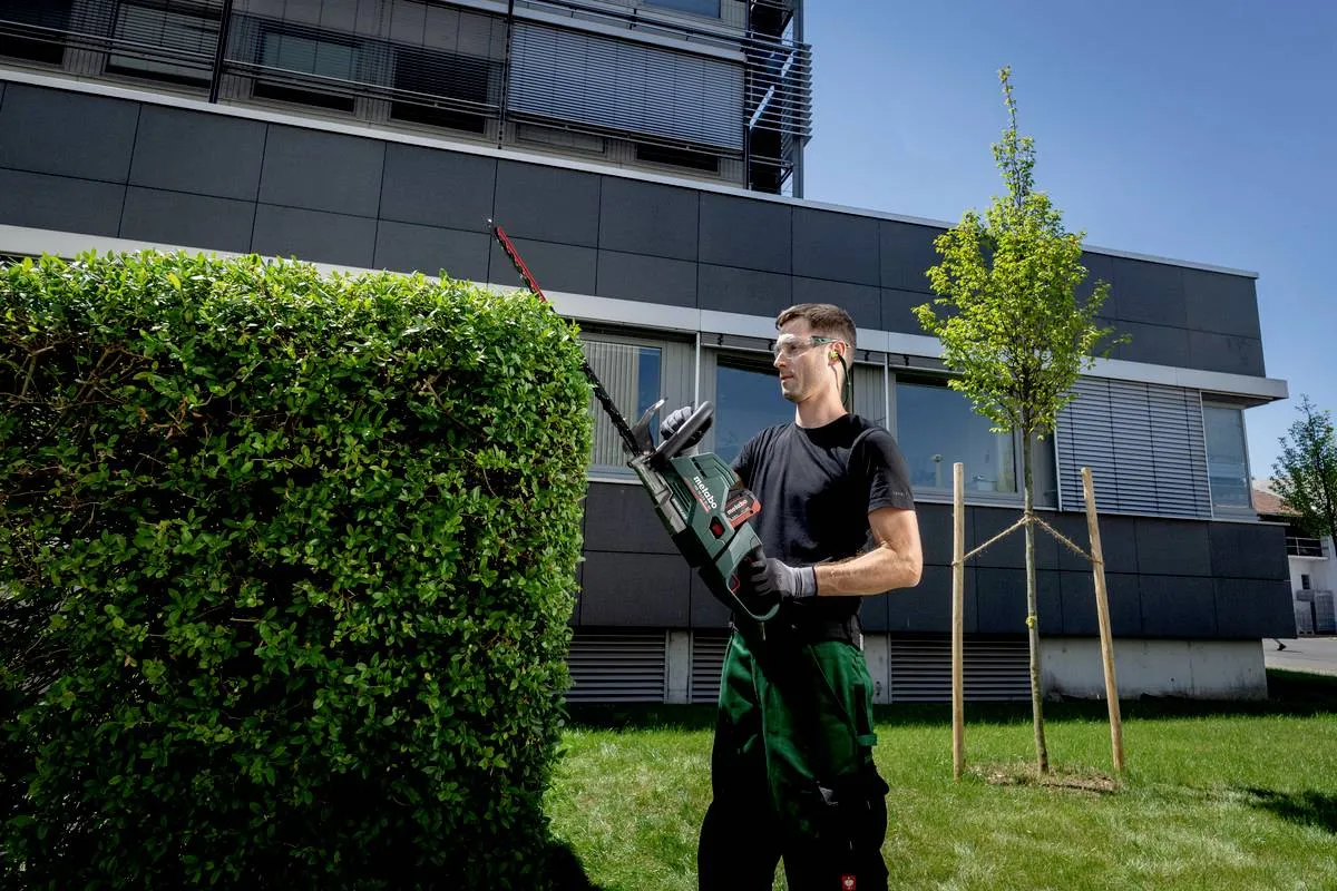 Metabo HS 18 LTX BL 55 H&aelig;ktrimmer 3400opm 55cm Klingel&aelig;ngde