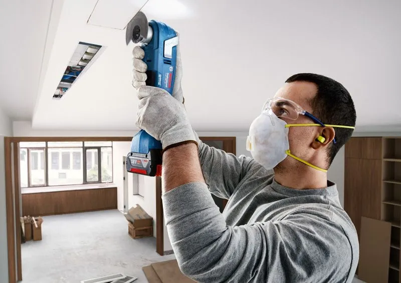 Bosch Professional GOP 18V-34 Brushless Cordless Multi-Cutter Solo with L-BOXX