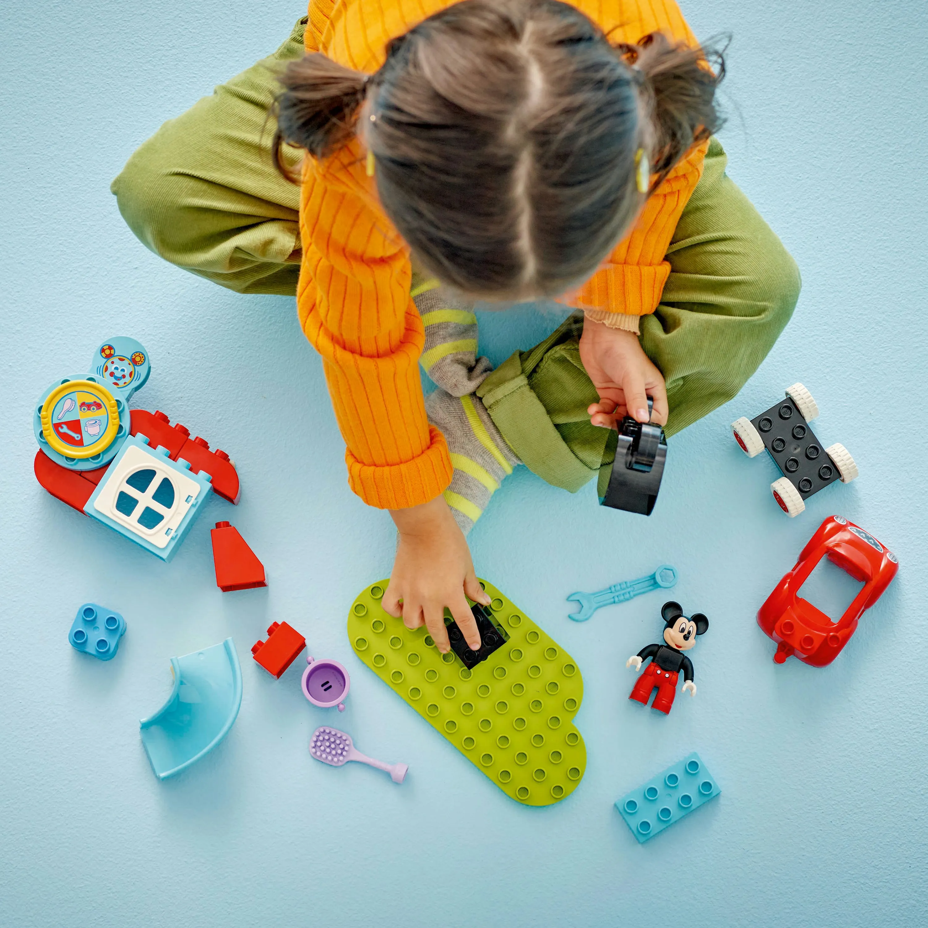 LEGO DUPLO Mikki Hiiren kerhotalo ja auto 10454