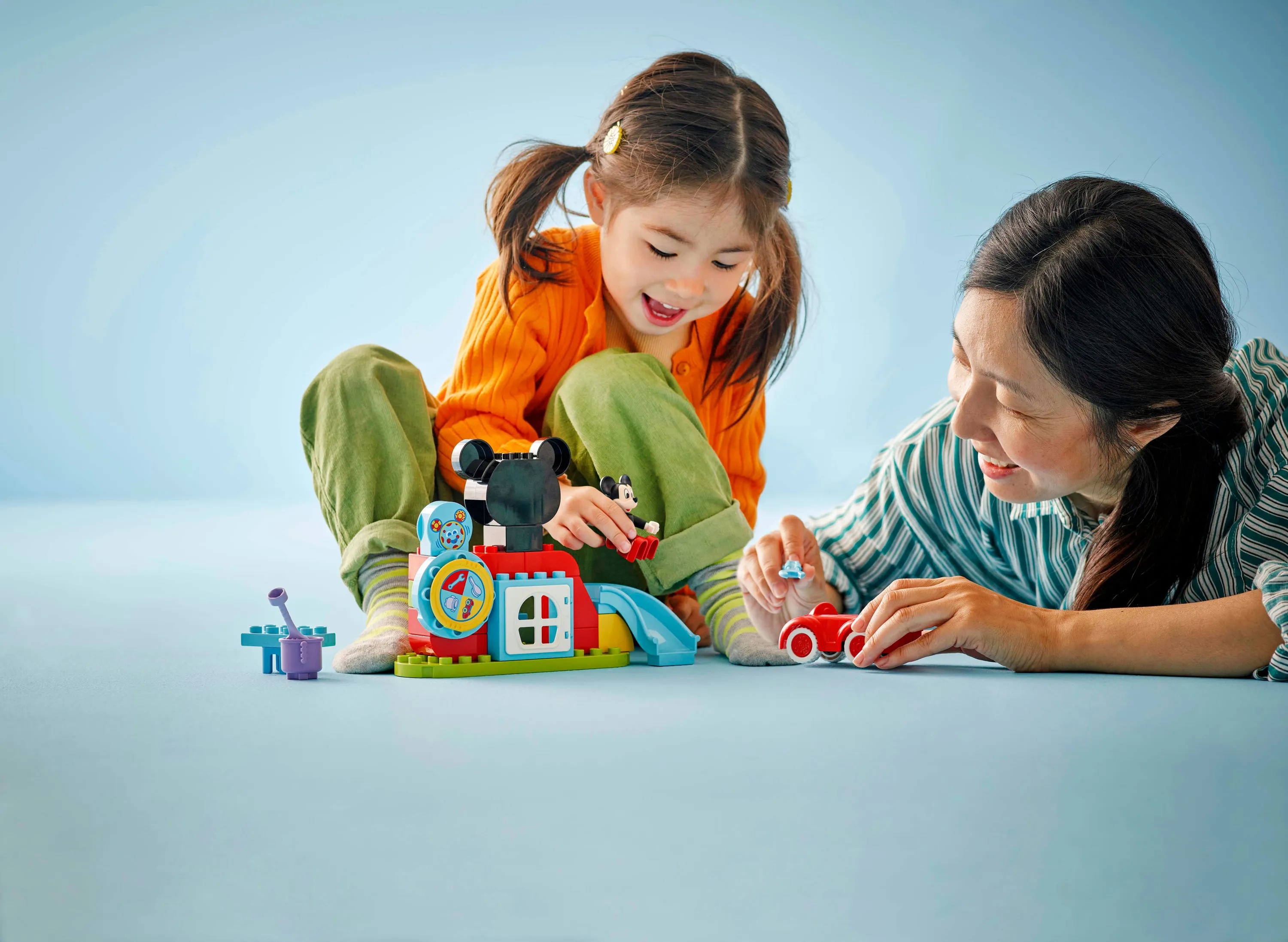 LEGO DUPLO Mikki Hiiren kerhotalo ja auto 10454