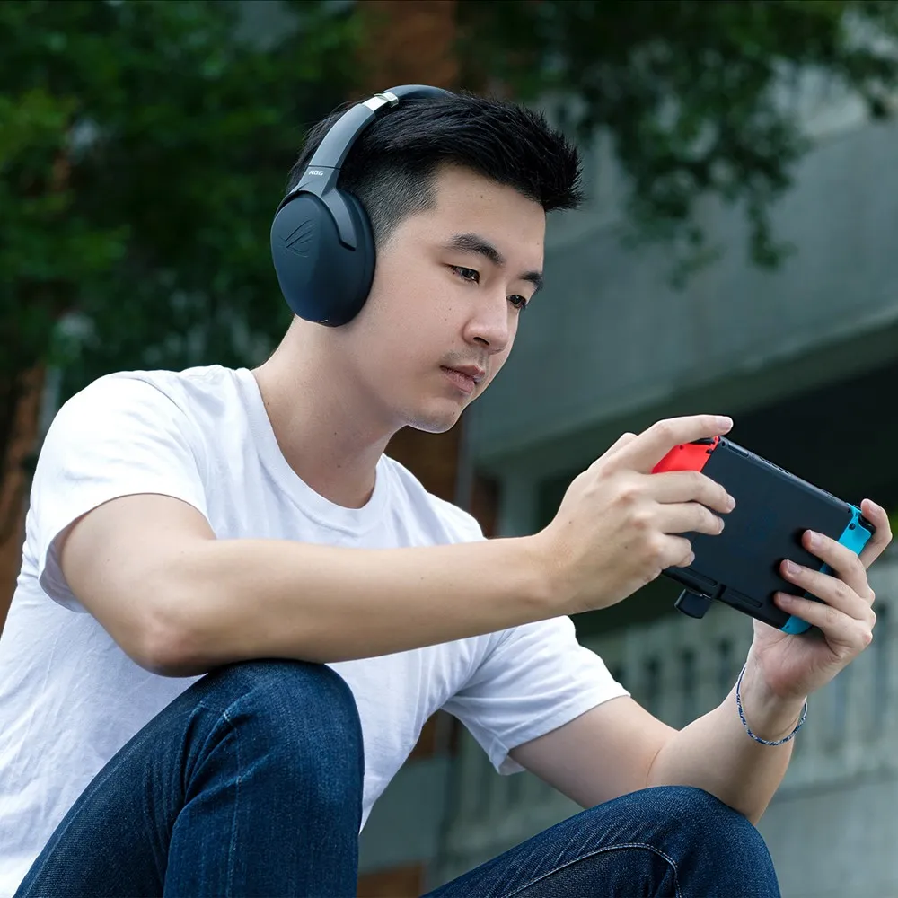 Asus ROG Strix Go 2.4 - wireless gaming headset