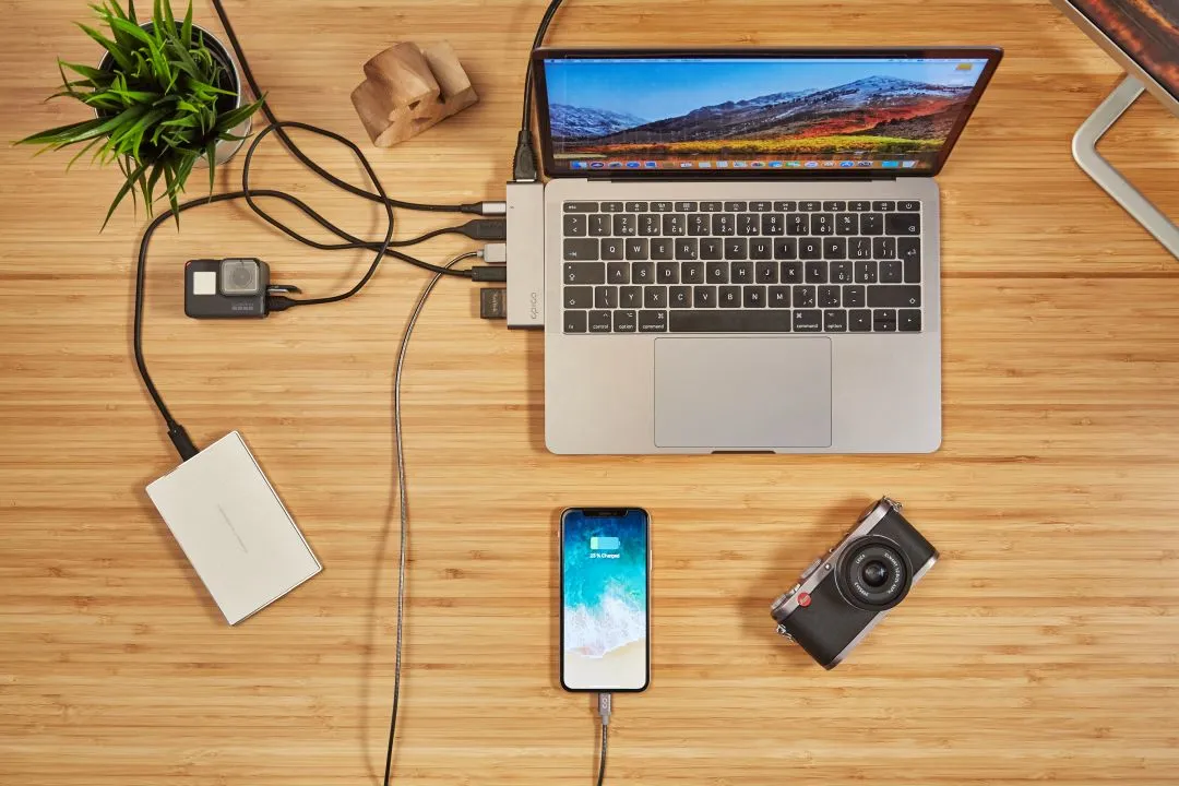 Epico USB Type-C HUB PRO - silver