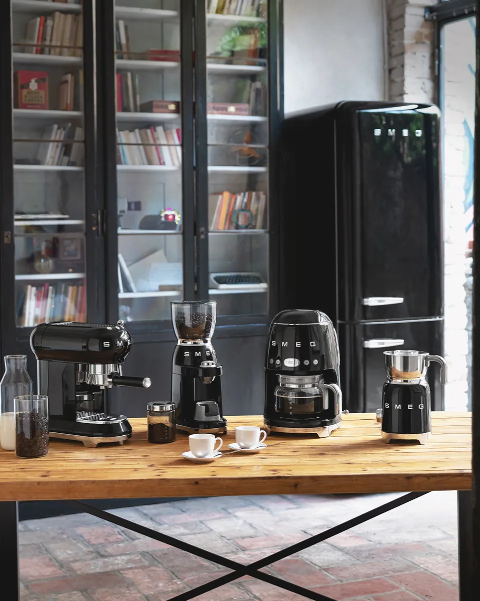 Smeg 50s Style - kaffebryggare, Svart