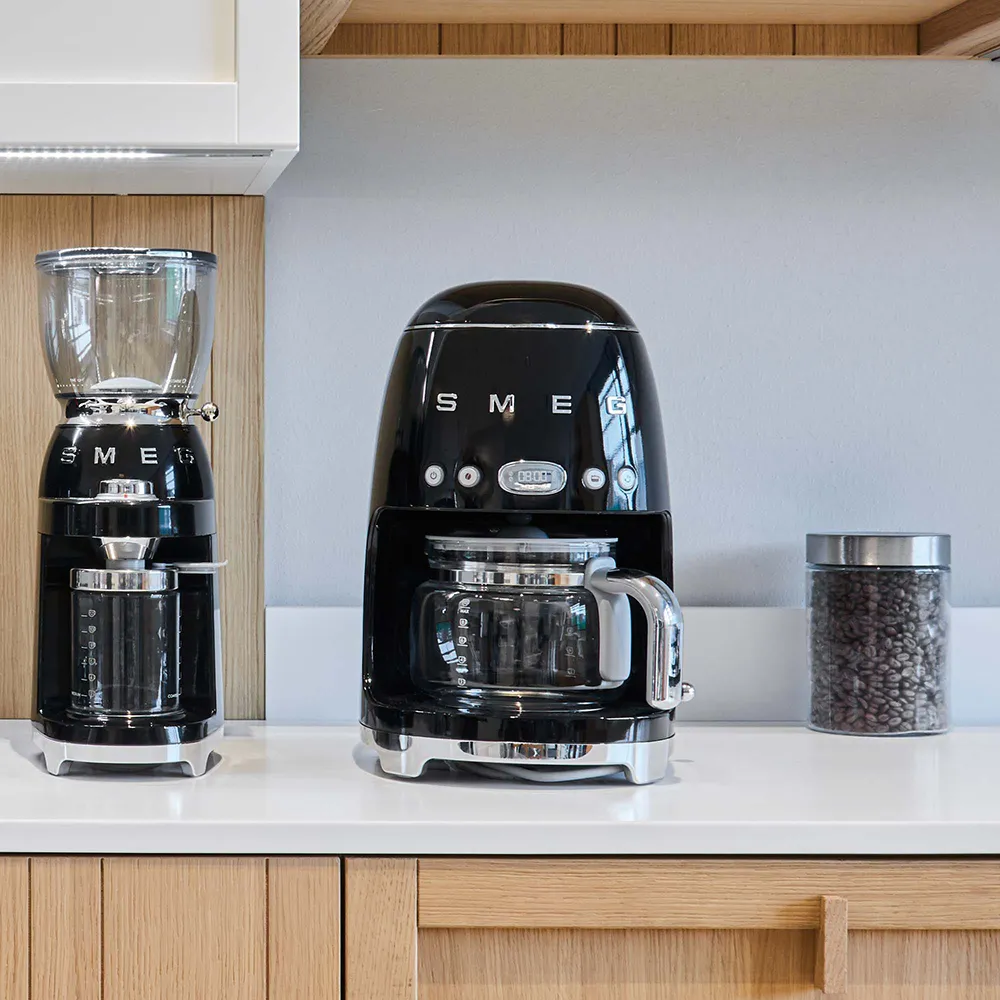 Smeg 50s Style - kaffebryggare, Svart