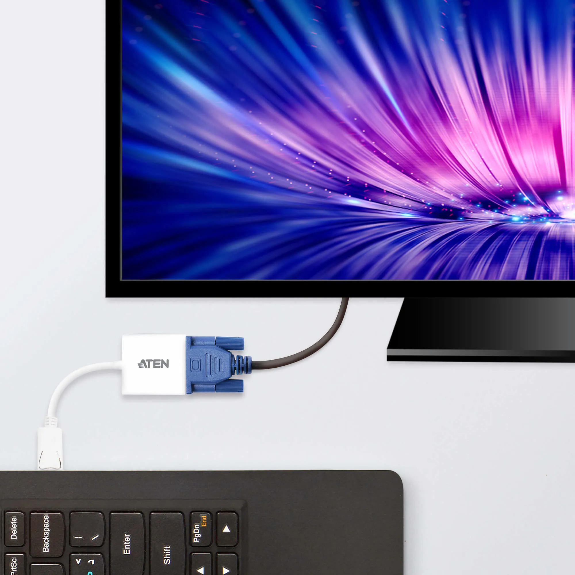 DisplayPort to VGA converter,