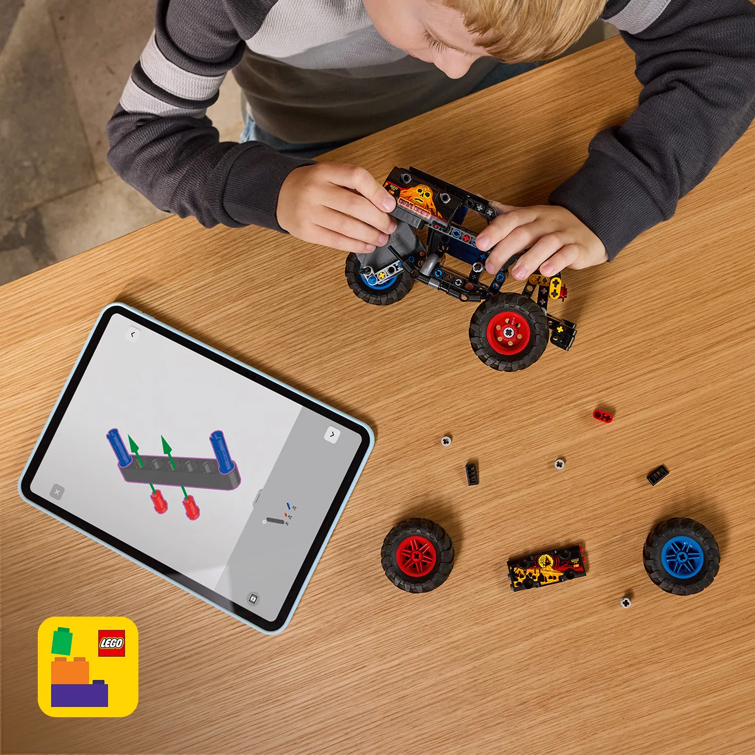 LEGO Technic Monster Jam Grave Digger Fire and Ice 42219