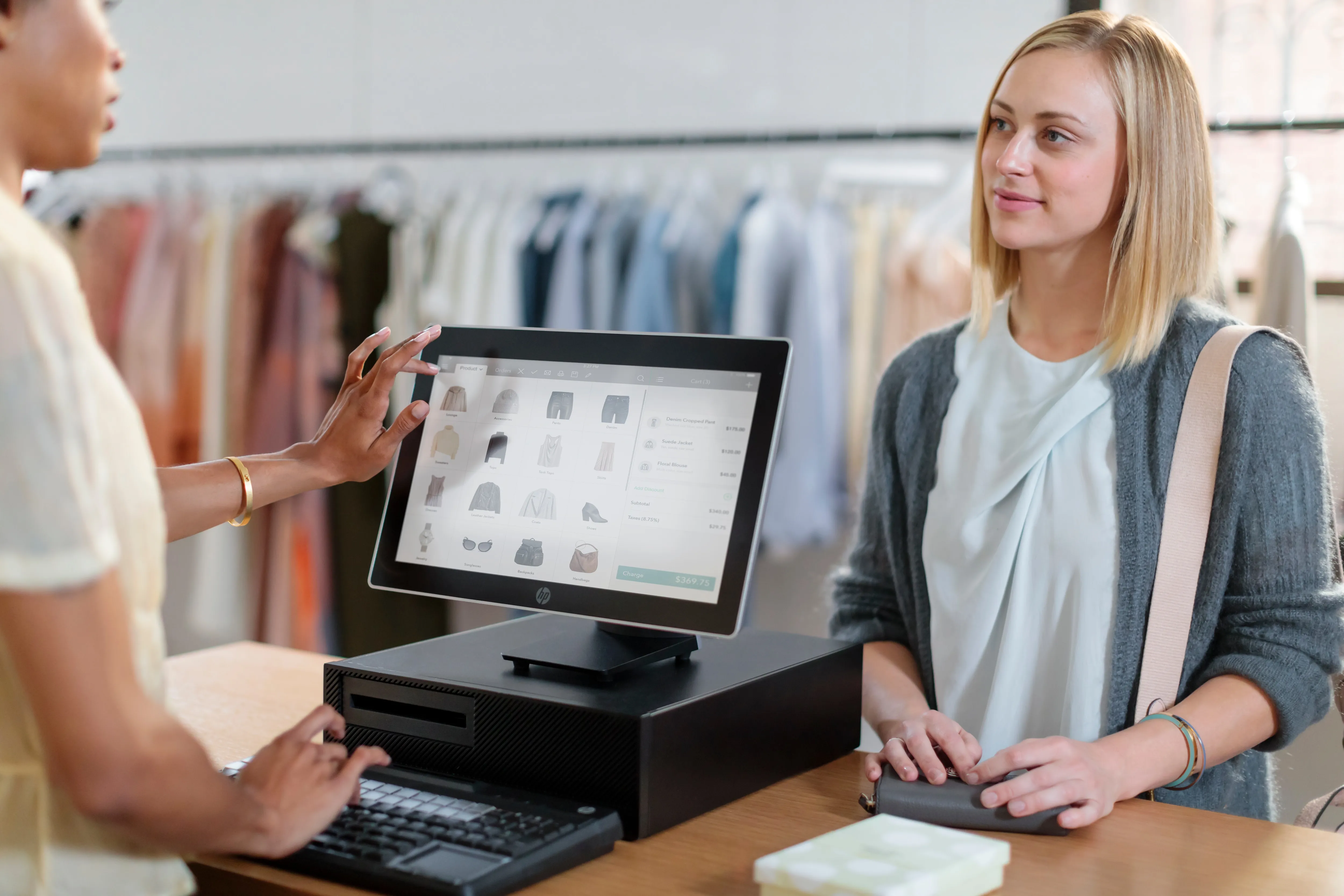 HP Engage Flex Pro. Intel Core i3-8100, 4 GB Ram, 128 GB SSD, Windows 10 IoT Enterprise
