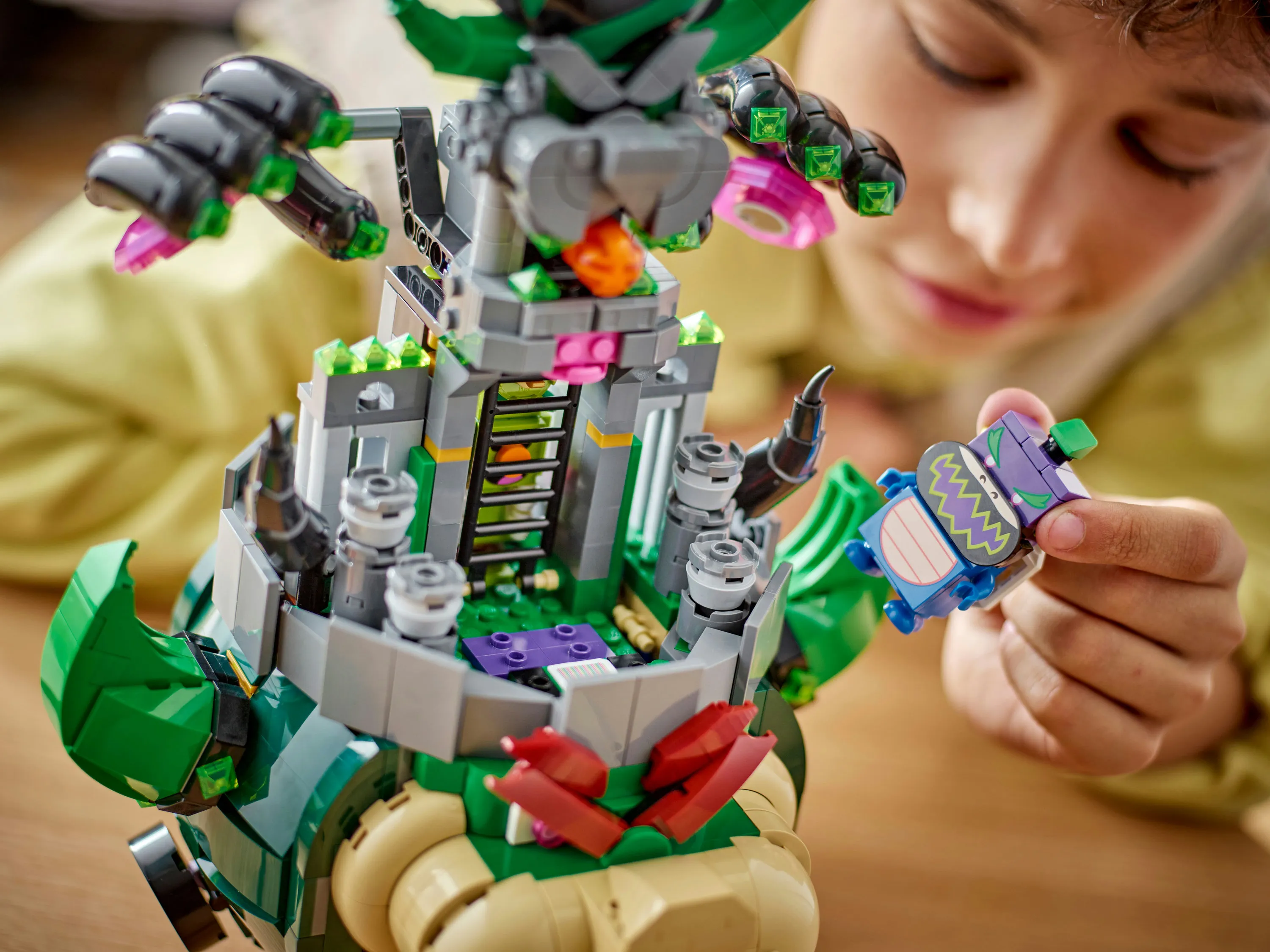 LEGO Super Mario Prince Florian ja Castle Bowser 72042