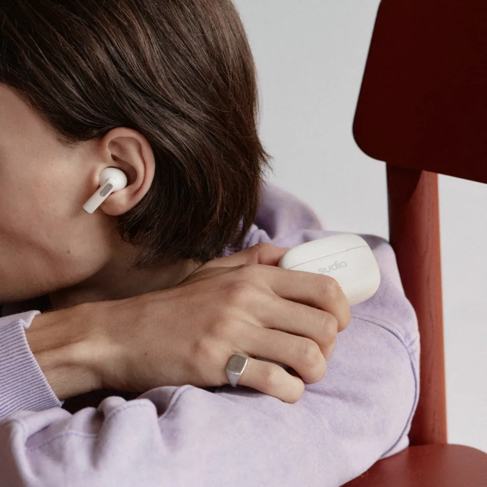 Sudio A1 Pro ANC -langattomat kuulokkeet, violetti