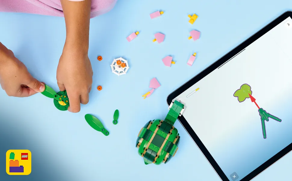 LEGO Creator Sk&ouml;ldpadda och n&auml;ckros 31377
