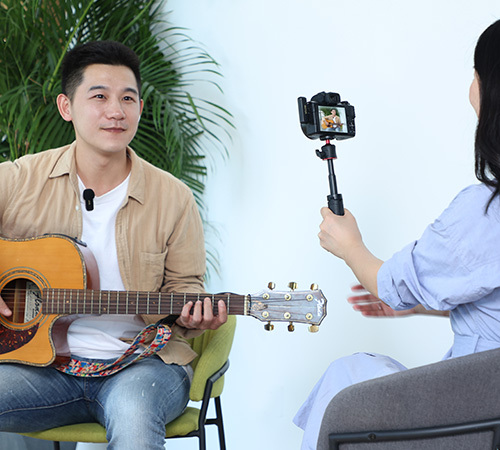 BOYA BY-WM3T2-M1 tr&aring;dl&ouml;s lavaliermikrofon (inkl. 1 s&auml;ndare + 1 mottagare), svart