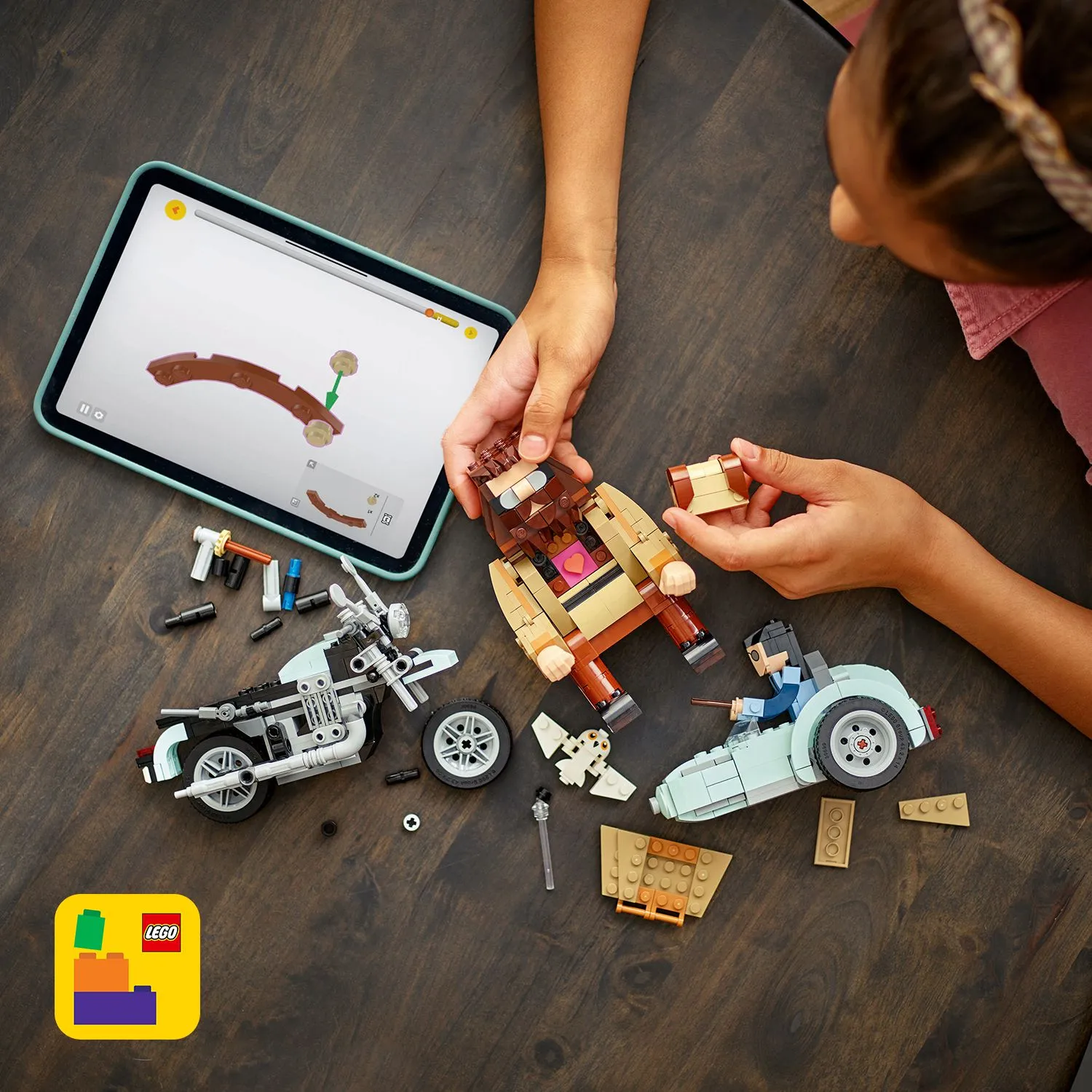 LEGO Harry Potter Hagrid and Harry motorbike ride 76443