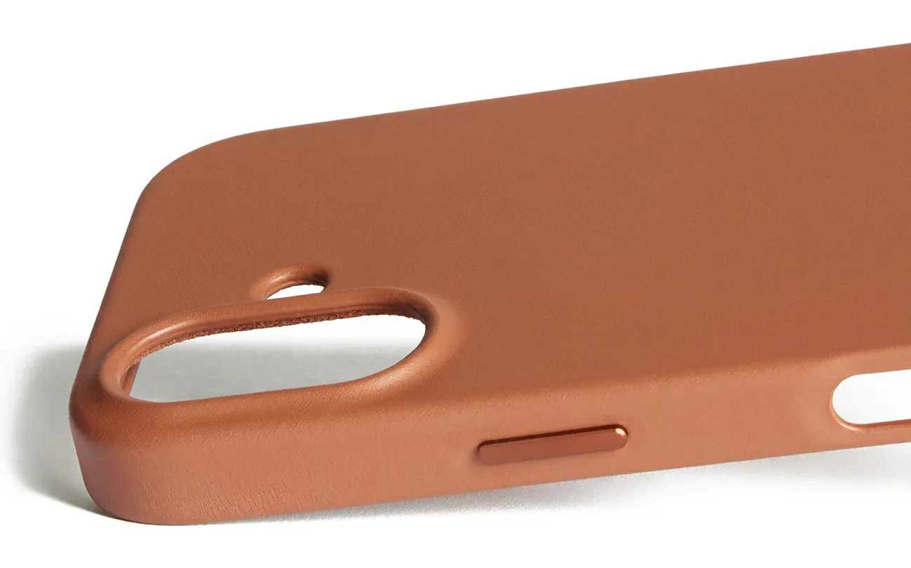 MUJJO Full Leather MagSafe Wallet Case for iPhone 17, Tan