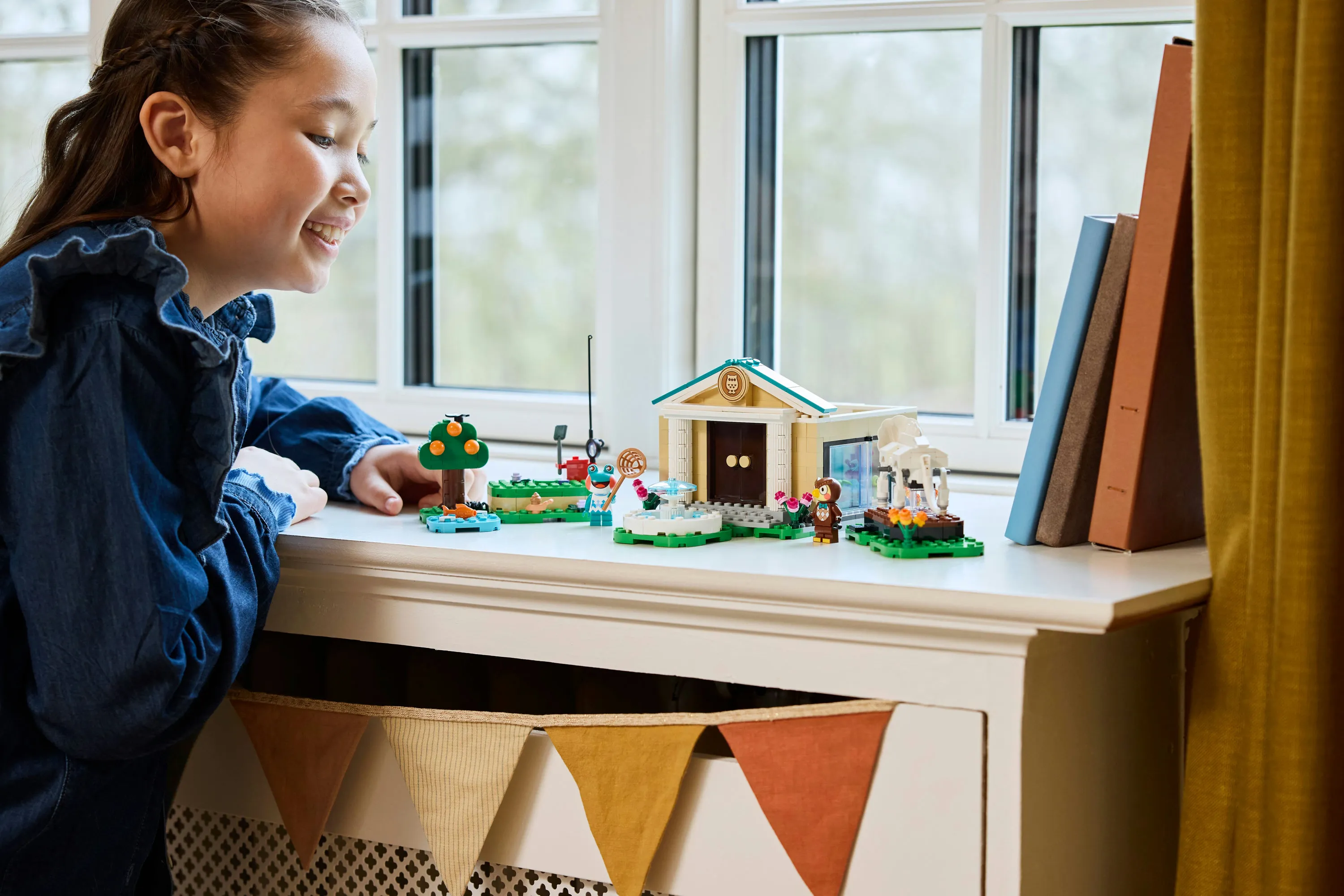 LEGO Animal Crossing Blathers och Museisamlingen 77056