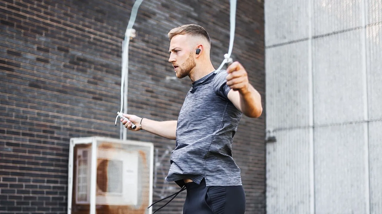 Bose Sport Earbuds -langattomat nappikuulokkeet, Musta