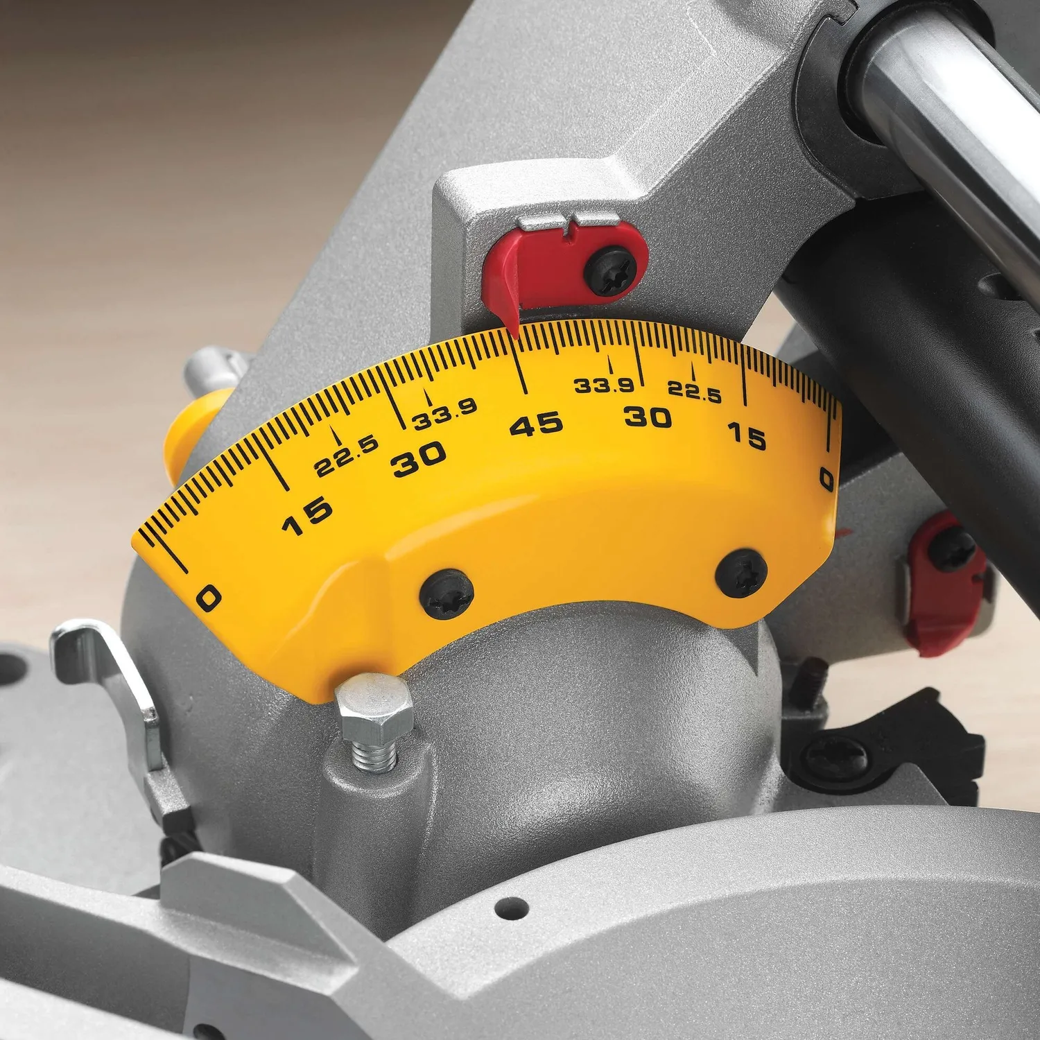 DeWALT DWS780-QS - Gering saw