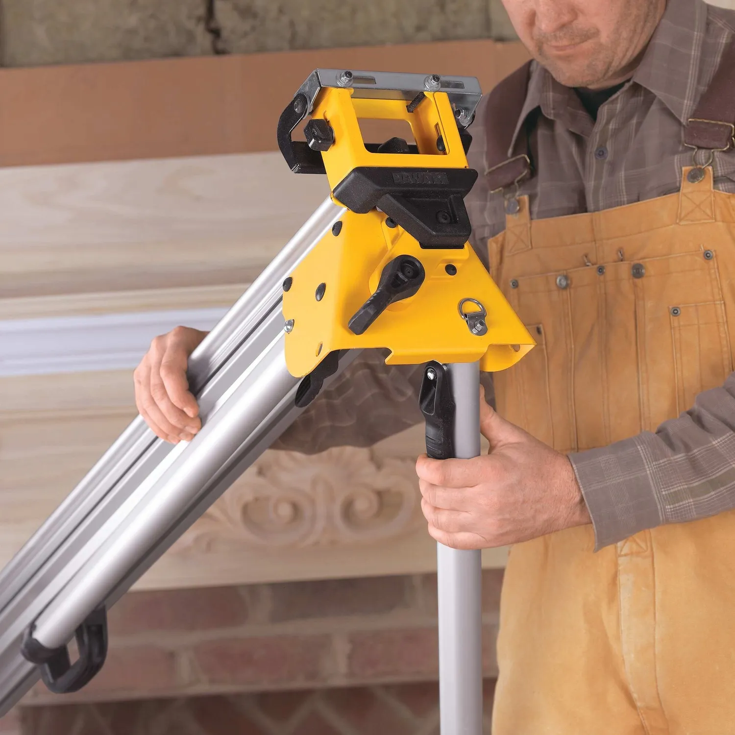DeWALT DWS780-QS - Gering saw