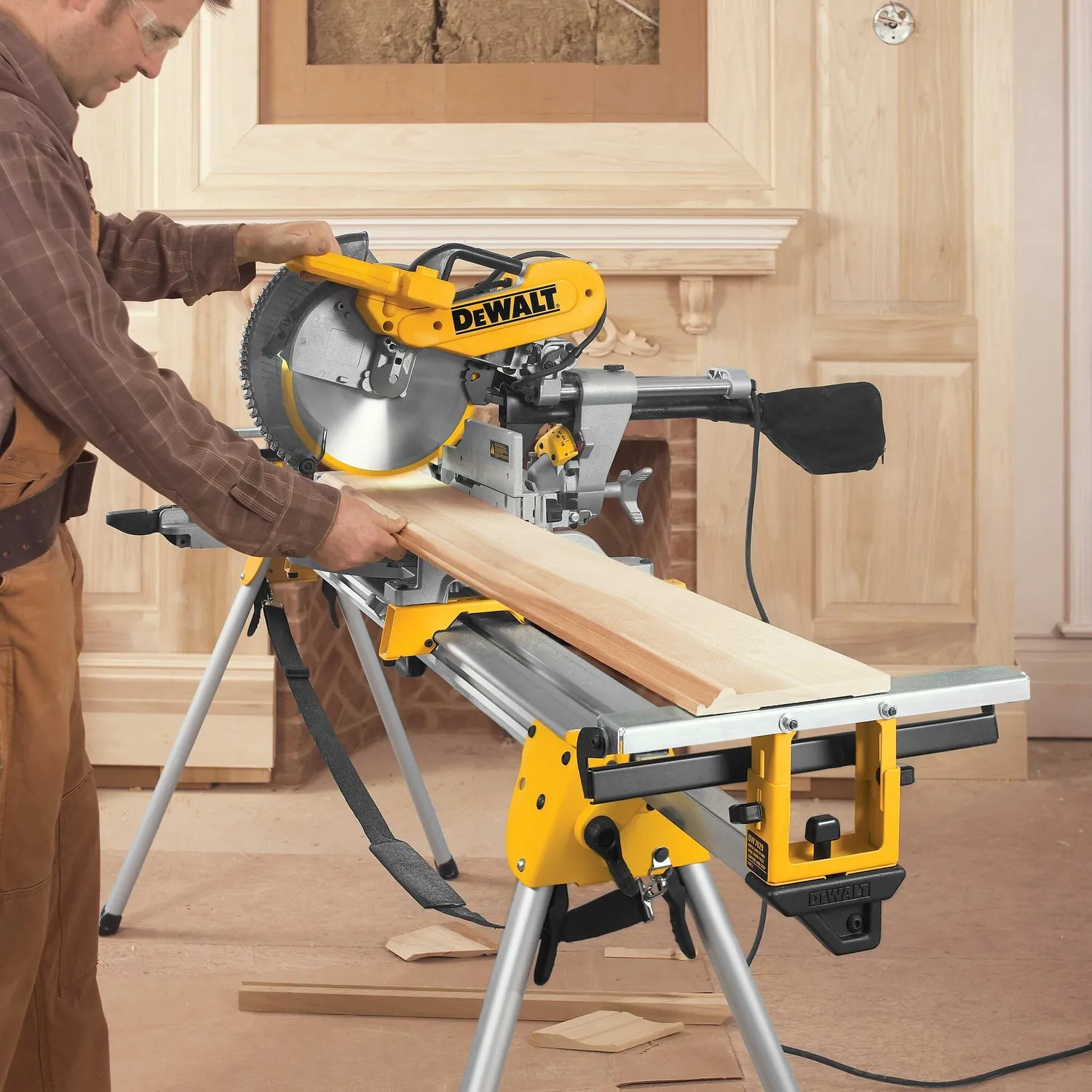 DeWALT DWS780-QS - Gering saw