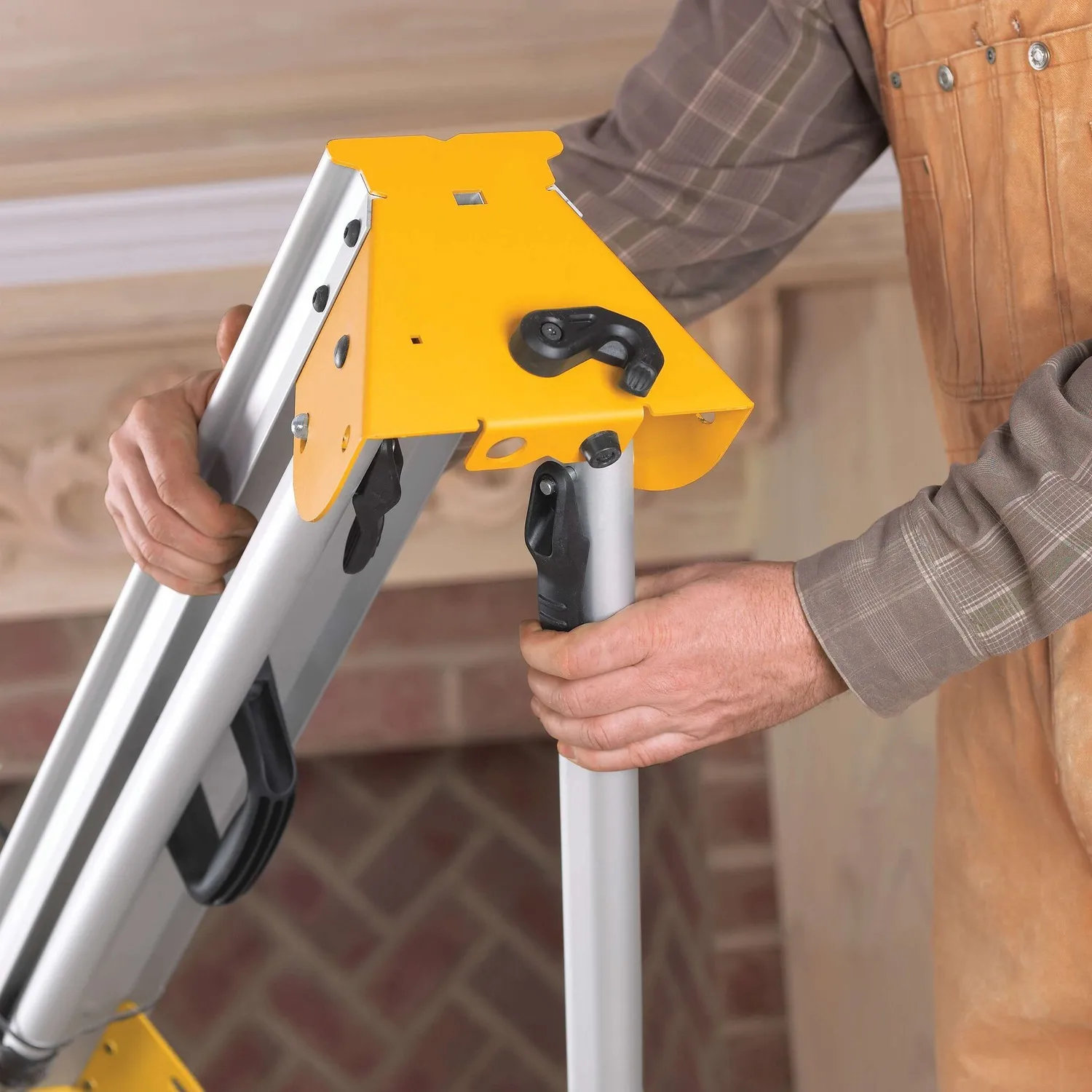DeWALT DWS780-QS - Gering saw