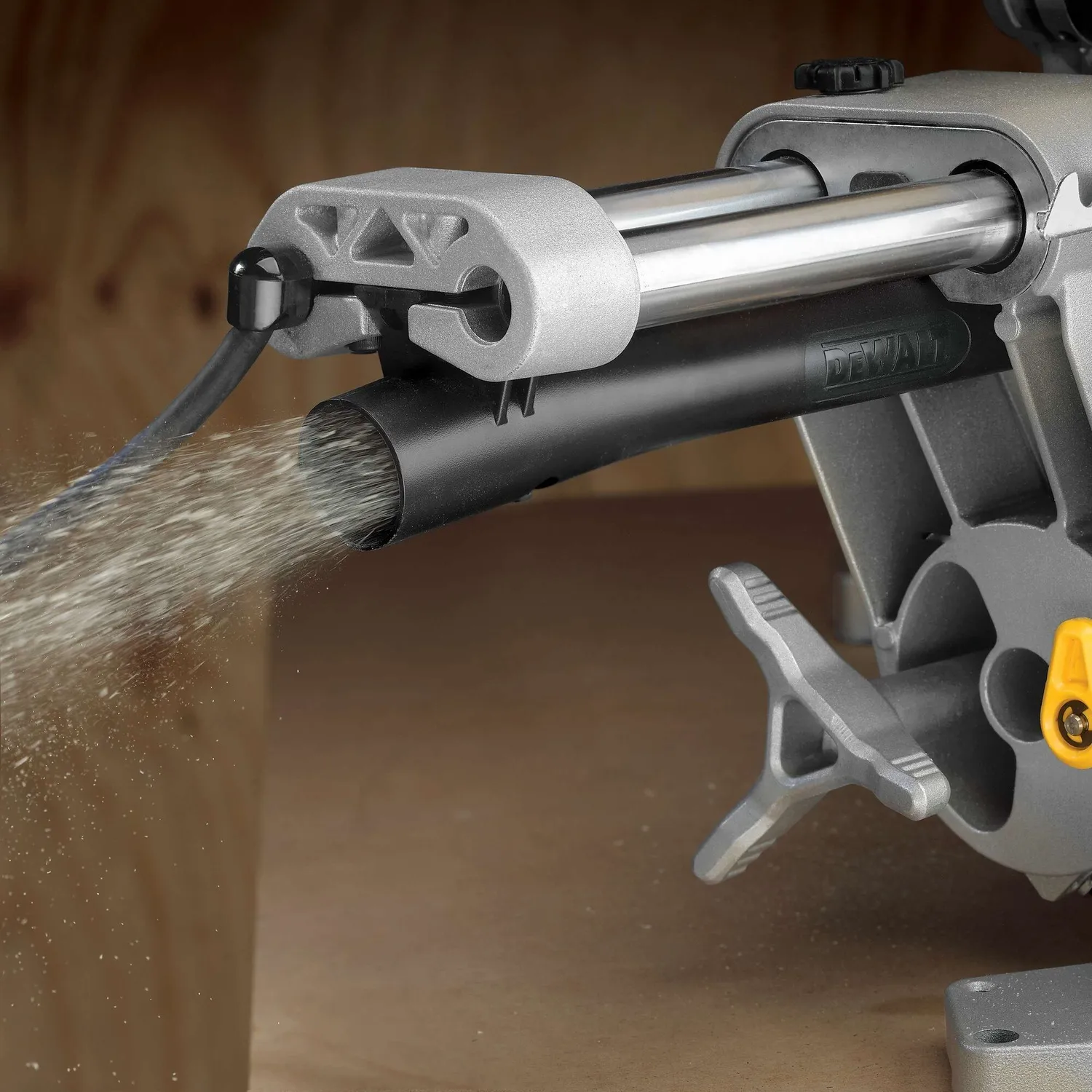 DeWALT DWS780-QS - Gering saw