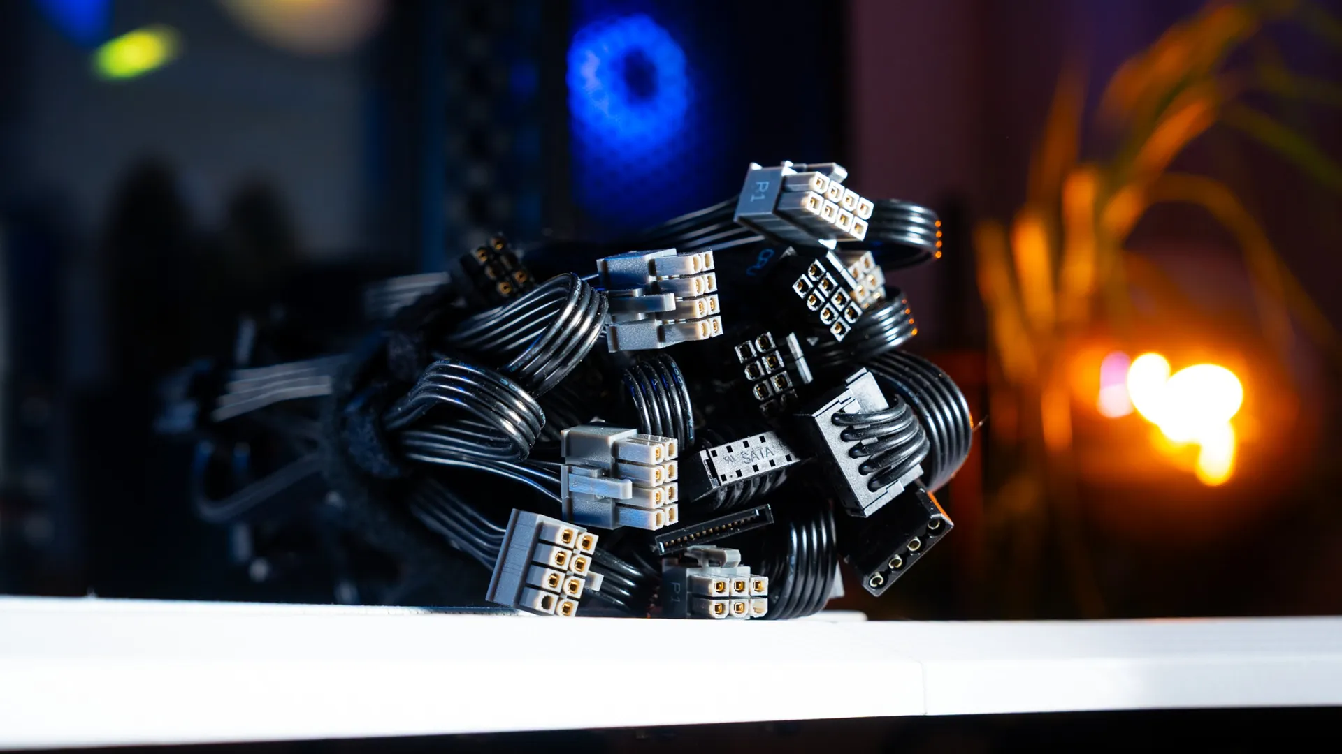 Endorfy Supremo FM6 1000W -virtal&auml;hde, 80 Plus Gold