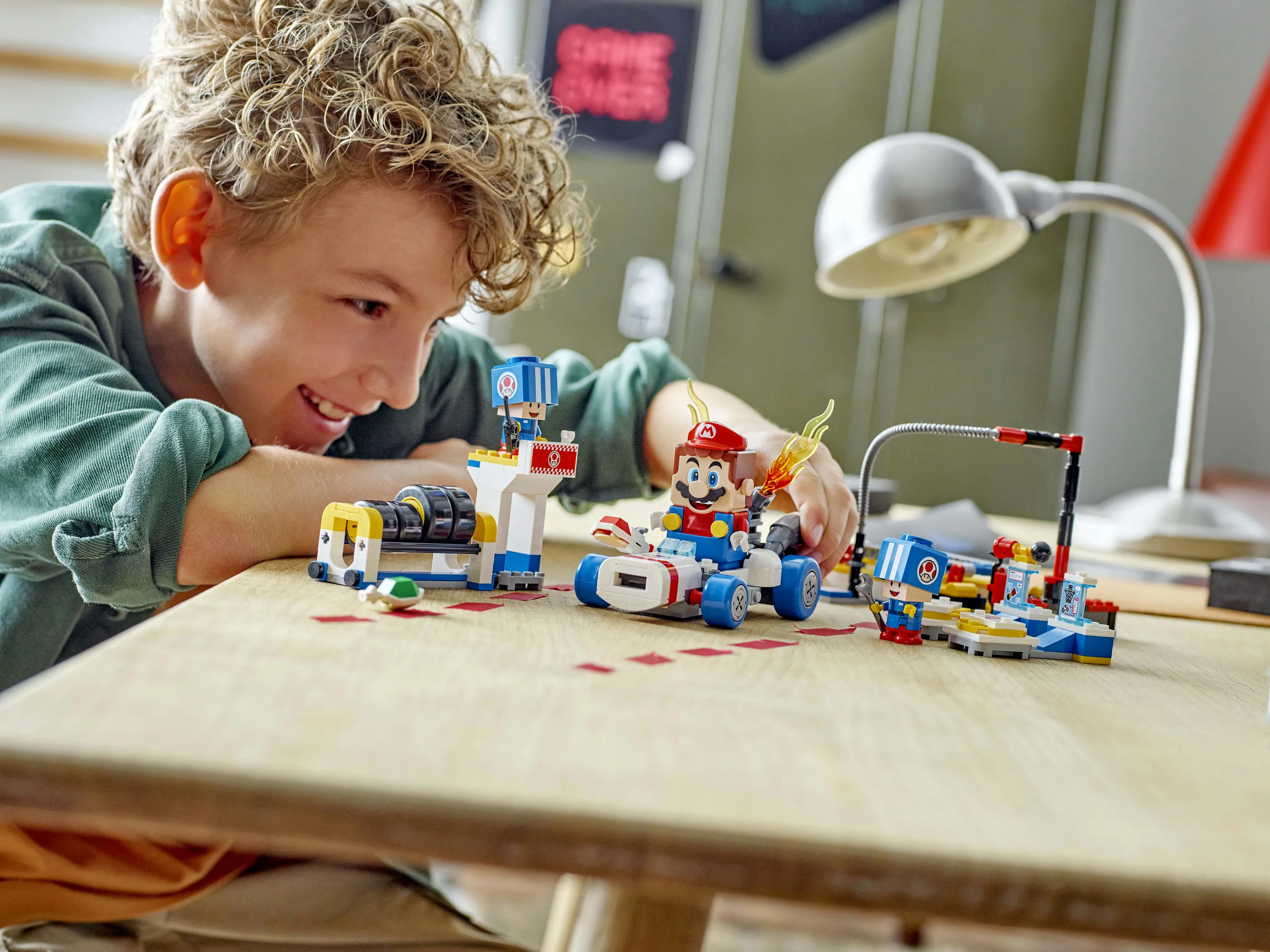 LEGO Super Mario Toad's Garage 72035