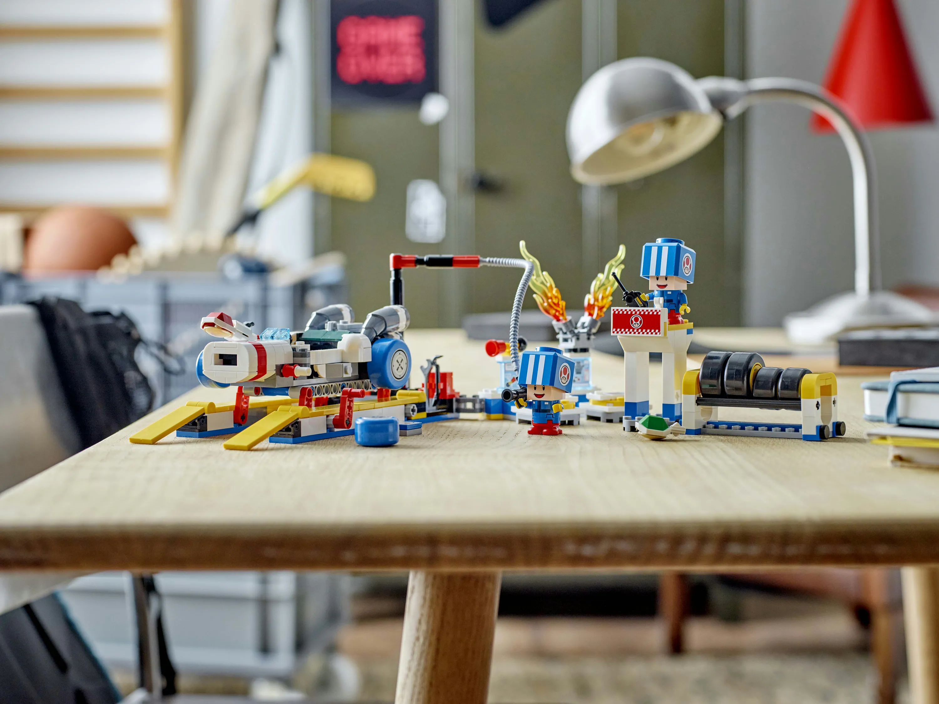 LEGO Super Mario Toad's Garage 72035
