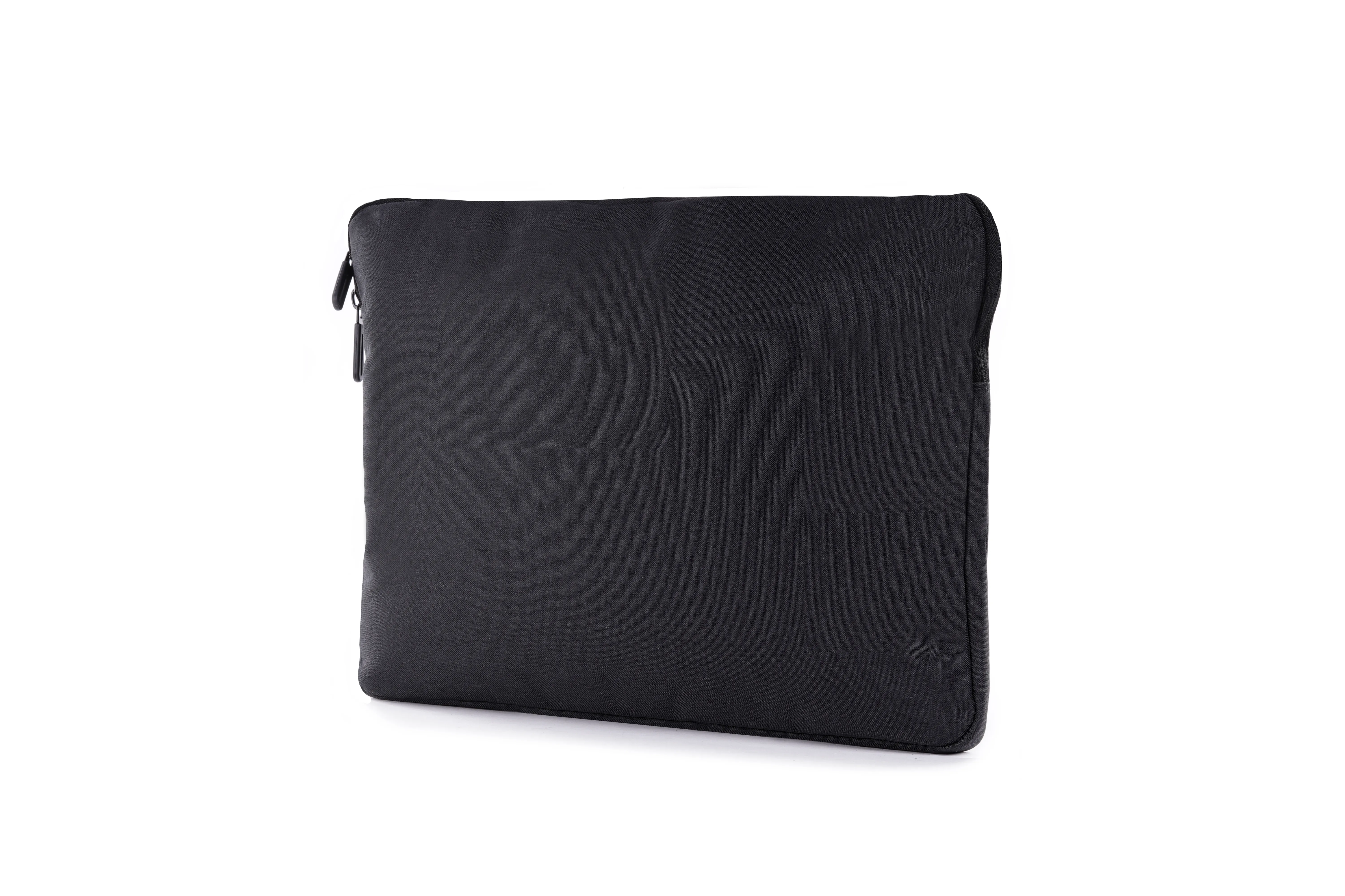 STM Gamechange sleeve -suojatasku, musta, 12"